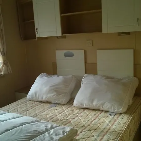 캠프장 Luxe Stacaravan 48 *